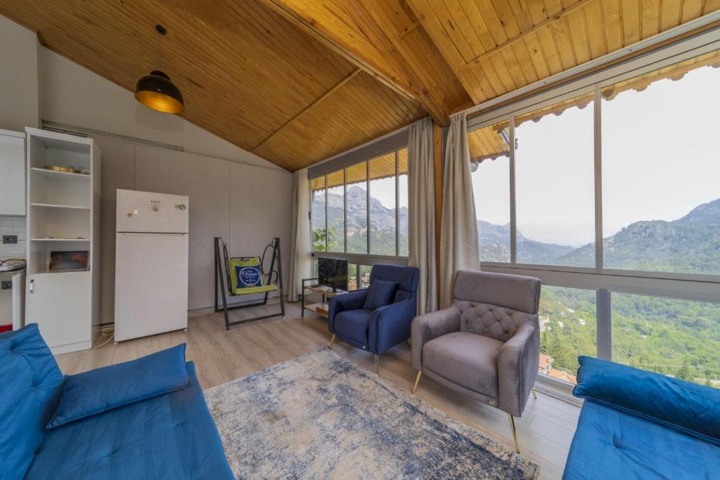 Convenient and Scenic Flat in Antalya photo 4