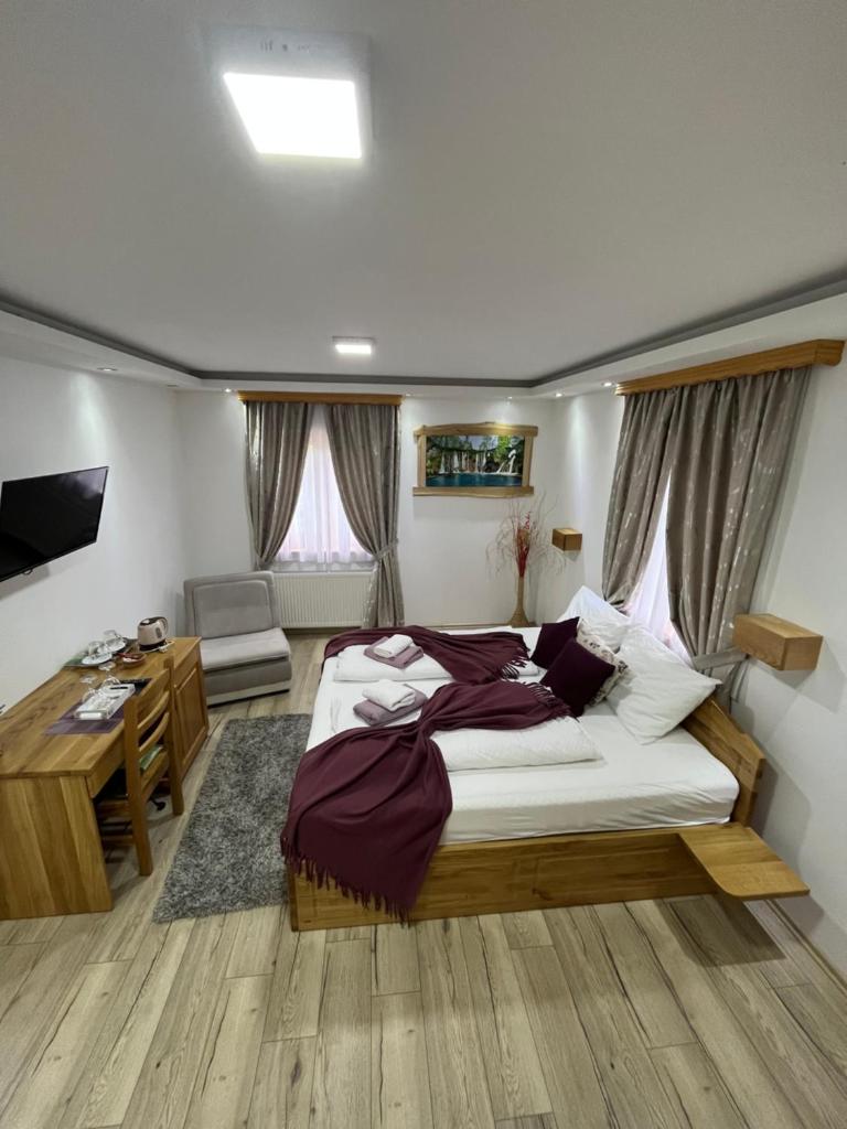 Rustic Inn River photo 3
