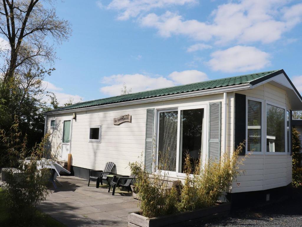 Modern chalet in Grou with a spacious garden in a beautiful location