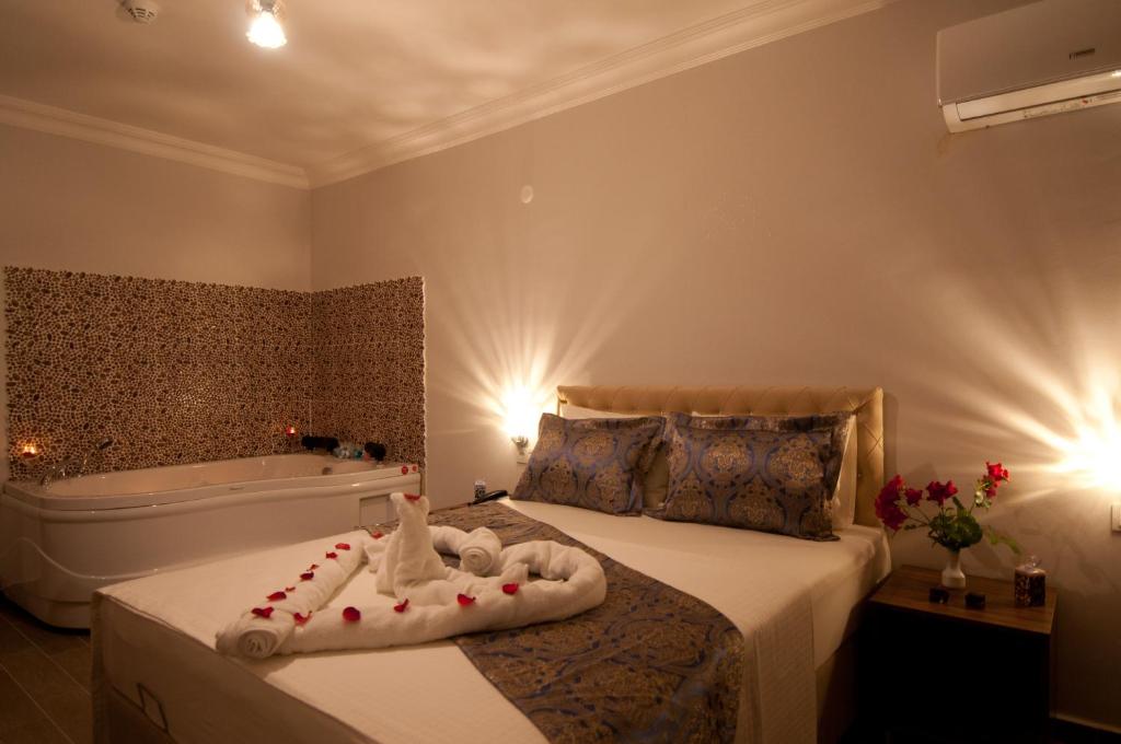 DEFNE OTEL photo 1