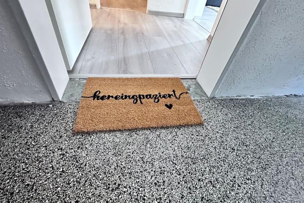 Möblierte EG- Wohnung zentral in Herne mit Parkplatz,WLAN und Netflix photo 1