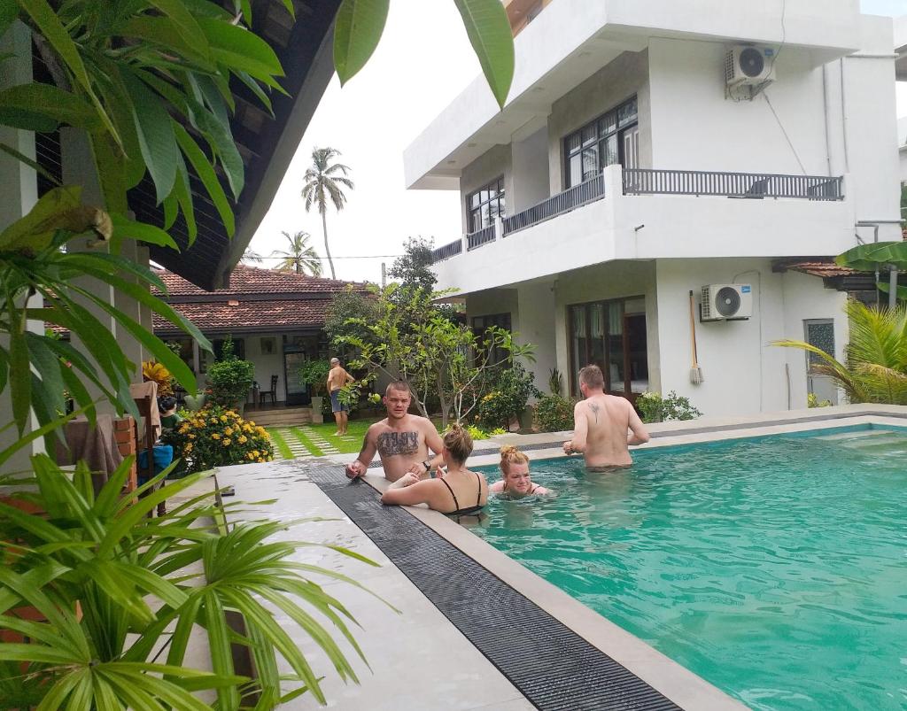 Green Wood Villa Negombo photo 2
