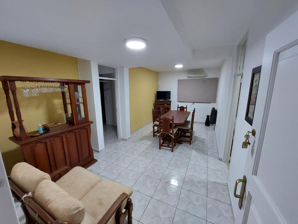Departamento frente al Mendoza Shopping para 4 personas photo 2