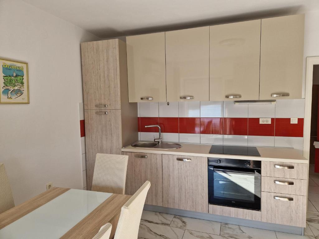 Apartment Elena photo 1