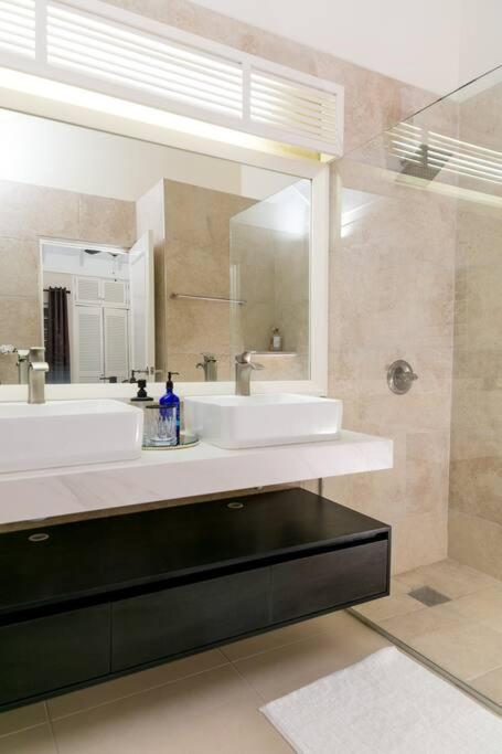 Choose To Be Happy at The Palms, Richmond Estates - Three Bedrooms with Pool photo 2