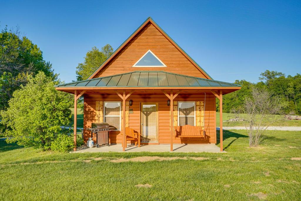 Lakefront Vacation Rental with Patio and Grill! photo 1