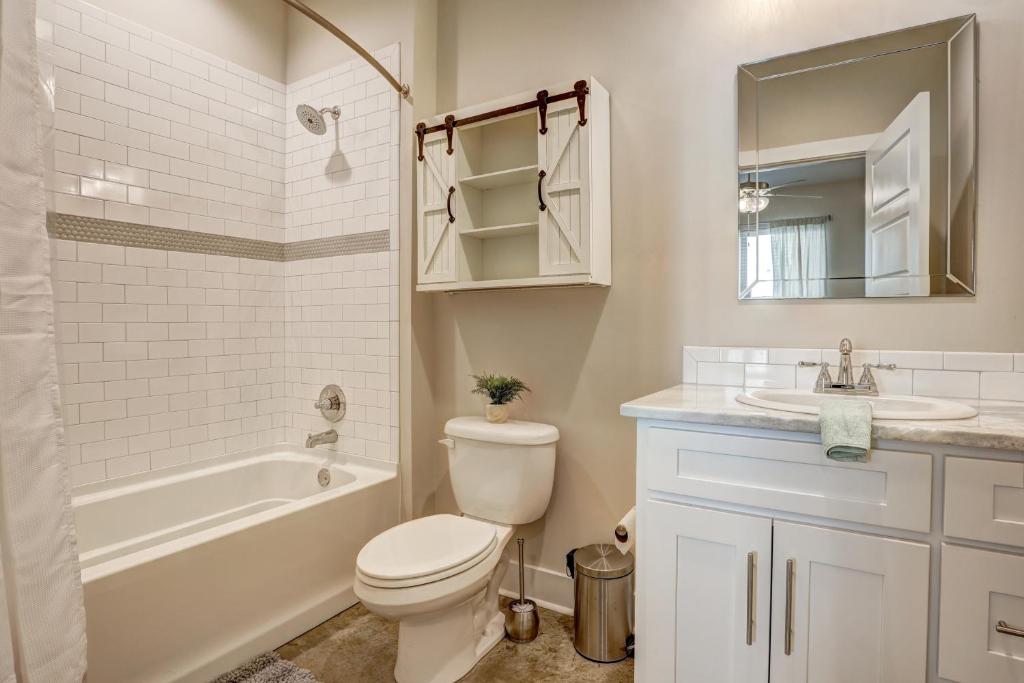 Youngsville Sports Complex NEW Townhome photo 3
