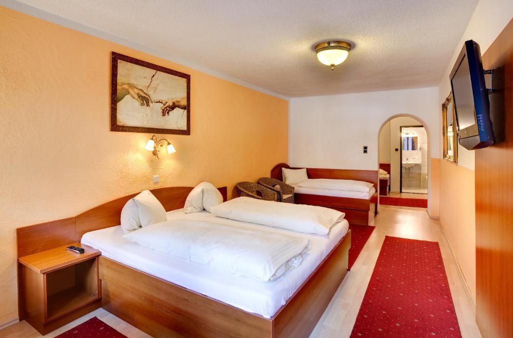 Четырехместный (Четырехместный номер), Cityhotel Schwarzer Bär Innsbruck