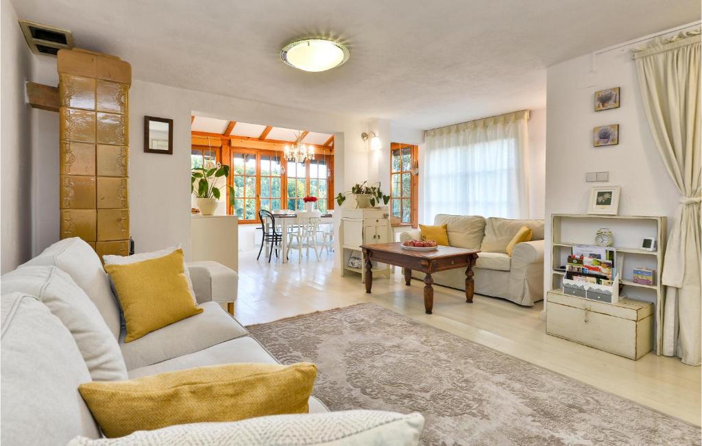 Amazing Home In Beretinec With 3 Bedrooms, Wifi And Outdoor Swimming Pool photo 3