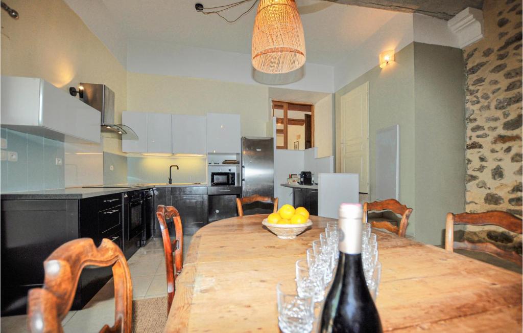 Nice Home In Tautavel With Wifi, Private Swimming Pool And 8 Bedrooms photo 2