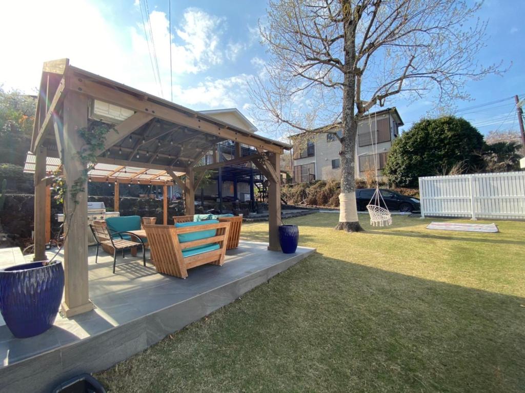 2SLDK駐車場、芝生東屋付き、BBQ、大室山と海遠望伊豆高原5分 photo 2