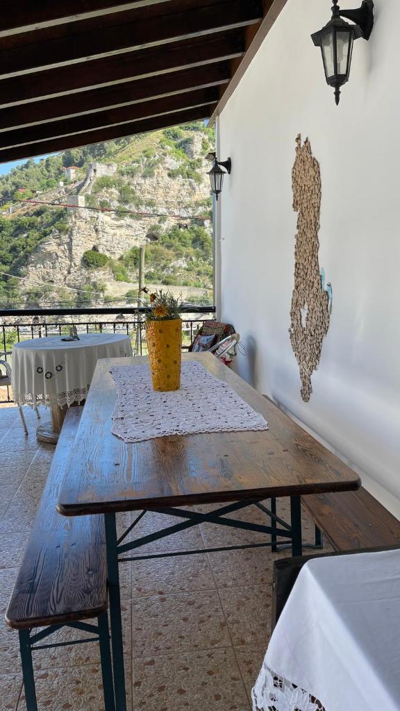 Ana Rest House Hostel Berat photo 2