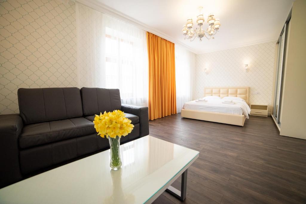 ASAO-Apartments walking center zone photo 2