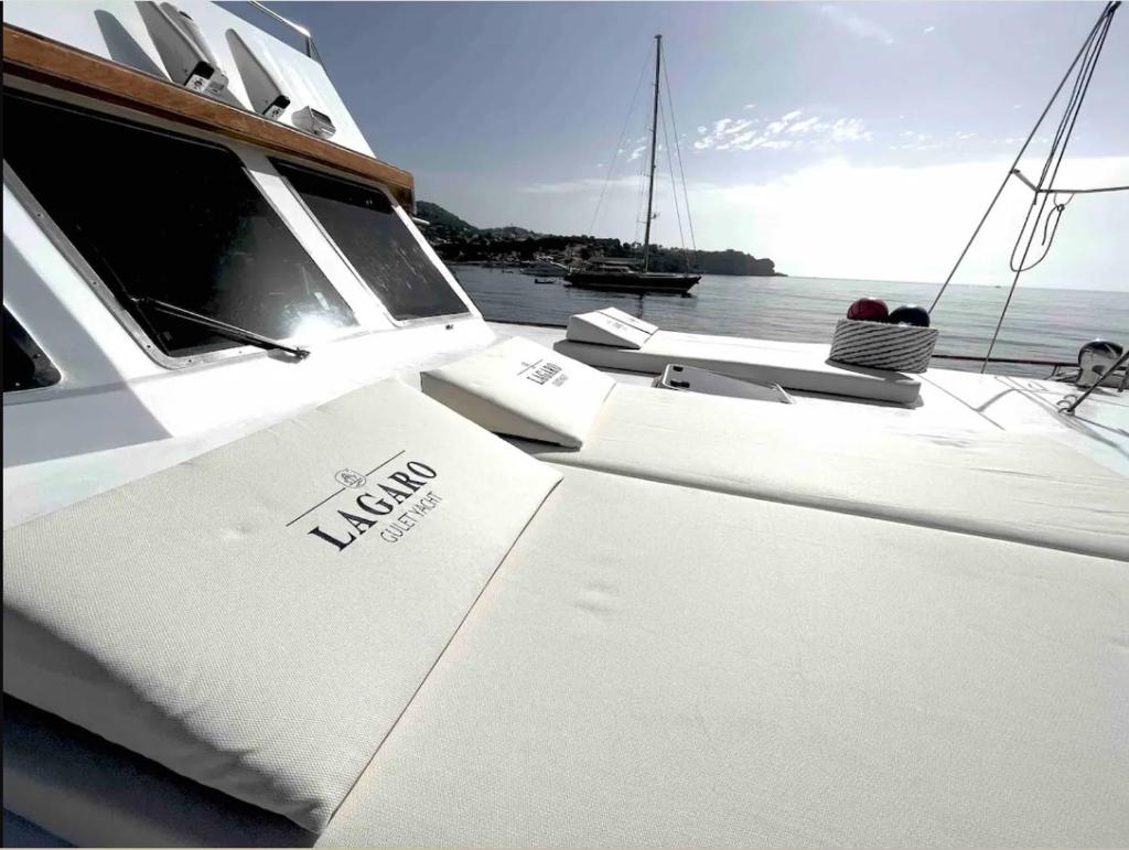 Spacious 24Meters Long Yacht Lagaro / 5 Cabins photo 1