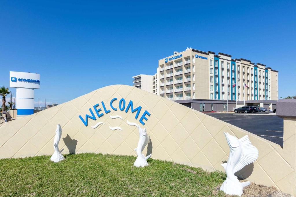Wyndham Corpus Christi Resort North Padre Island photo 3