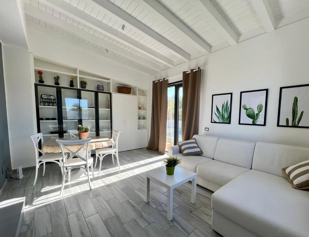 Rosalia Homestay - Ponente Apartment