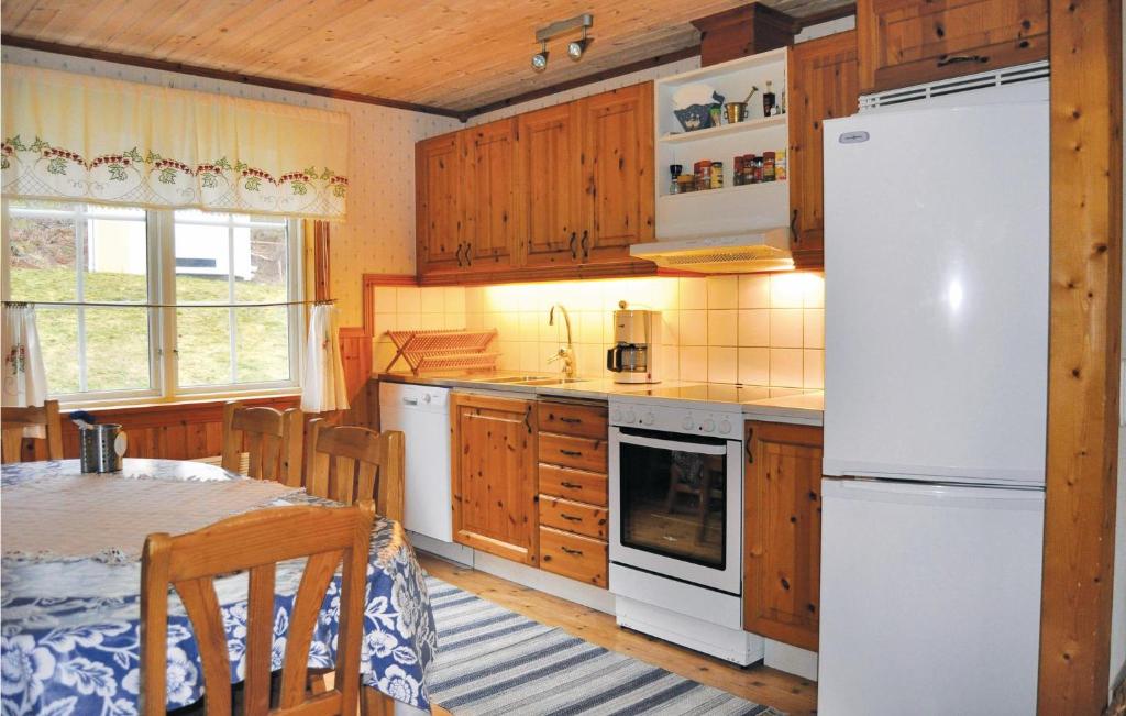Amazing Home In Segmon With 4 Bedrooms And Sauna photo 4