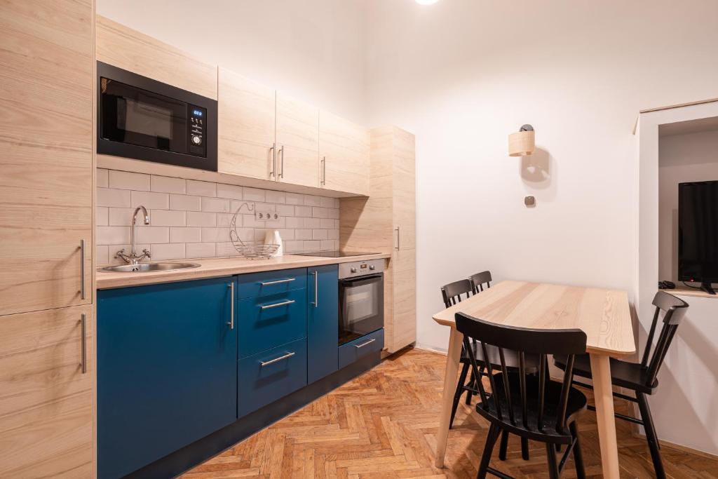 A20 - Boutique Apartment Best location, By BQA - Tap to explore photos
