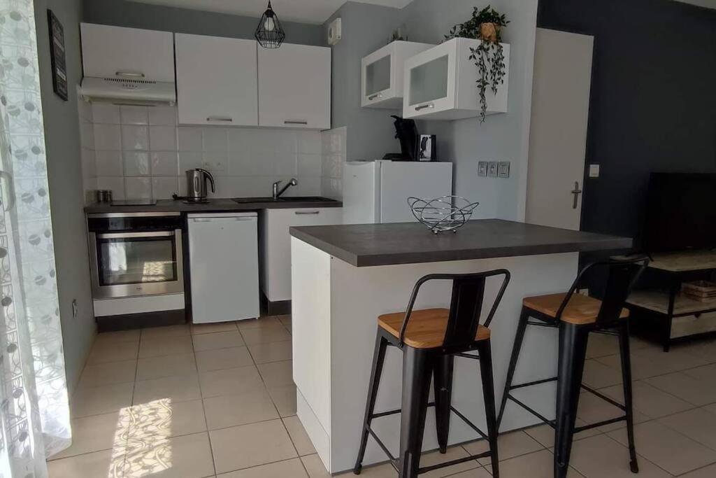 Superbe appartement en résidence avec piscine. photo 3