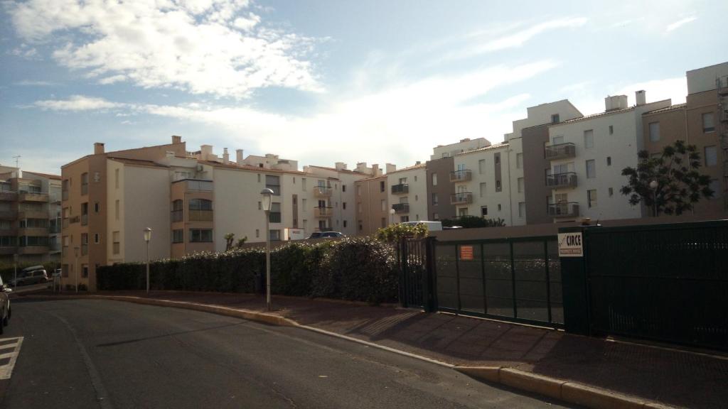 Appartement Confort 57 m2 avec terrasse parking couvert photo 4