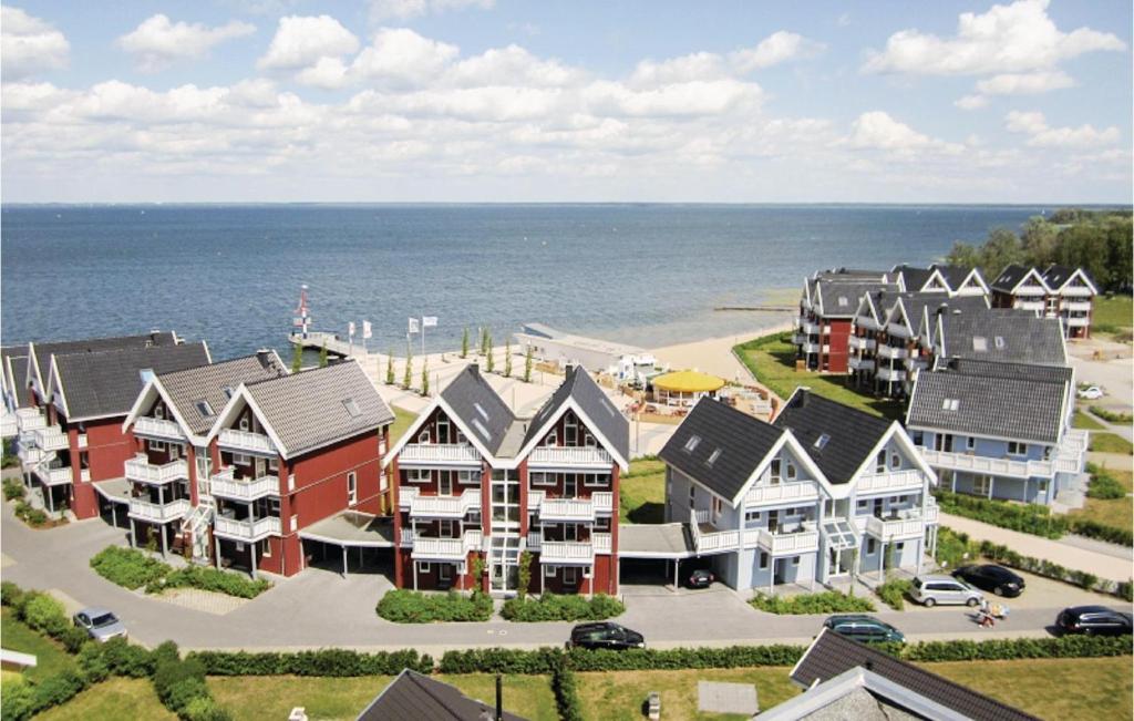 Stunning Apartment In Rechlin With 3 Bedrooms, Sauna And Wifi photo 3