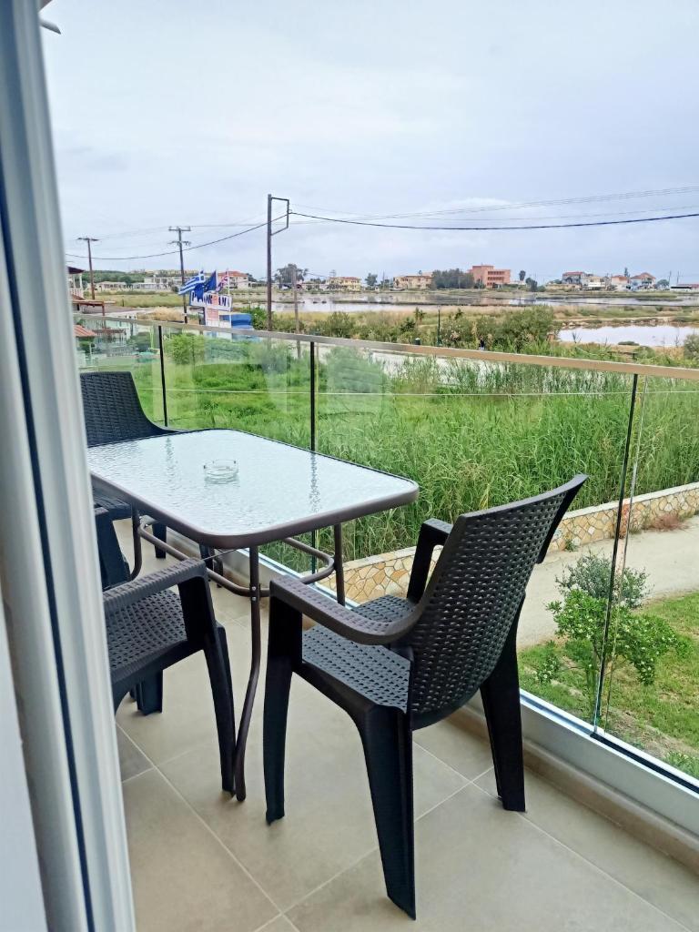 ALMIRIKI Studios & Apartments photo 4