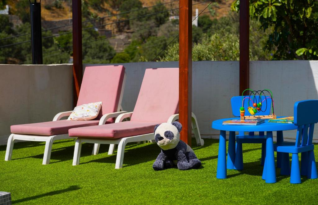 FAMILY COTTAGE AMONG OLIVE TREES photo 3