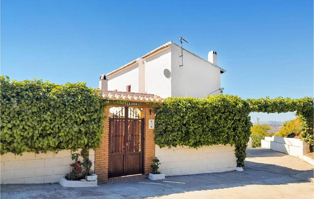 Beautiful Home In Almchar With Outdoor Swimming Pool, Wifi And Private Swimming Pool photo 1