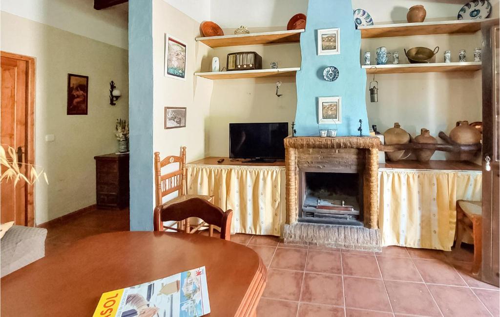 Beautiful Home In Almchar With Outdoor Swimming Pool, Wifi And Private Swimming Pool photo 2