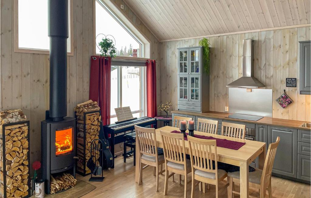 Awesome Home In Aurdal With Wifi And 3 Bedrooms photo 3