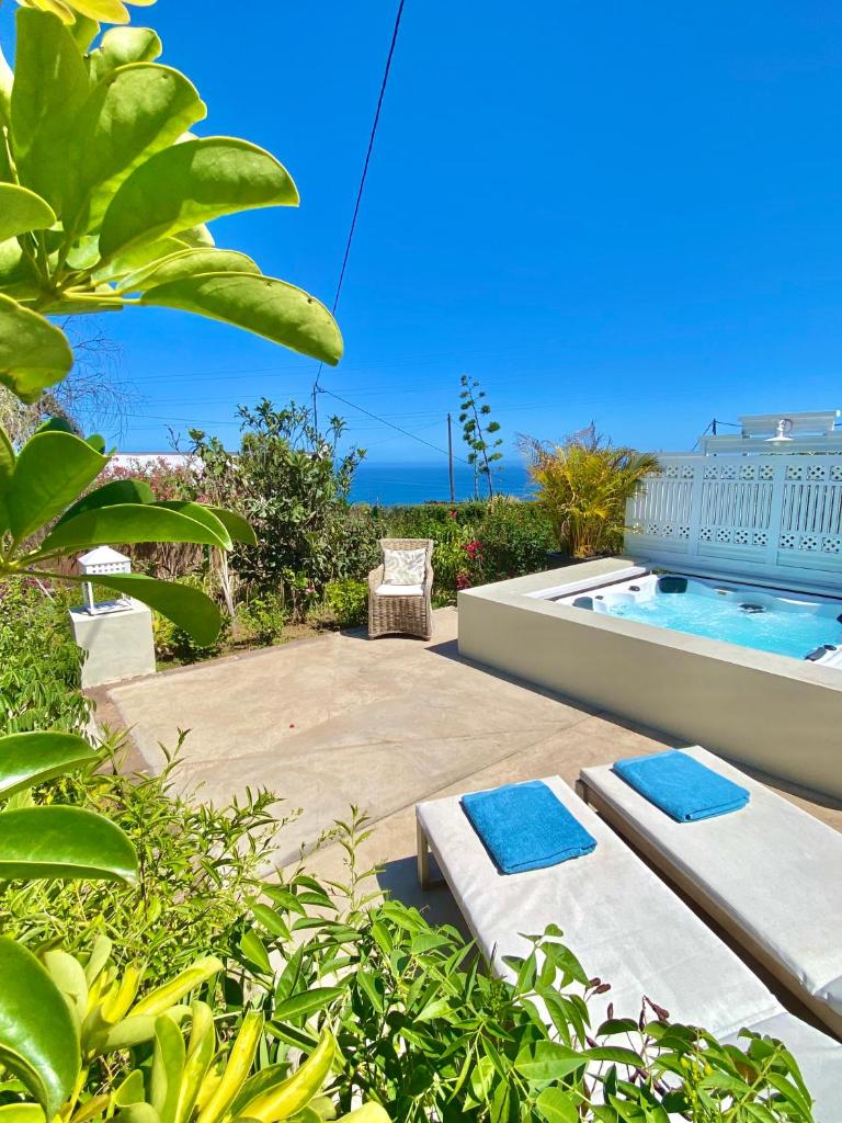 Casa Boticaria, bonito Paraíso Privado con jardín y Jacuzzi. photo 2