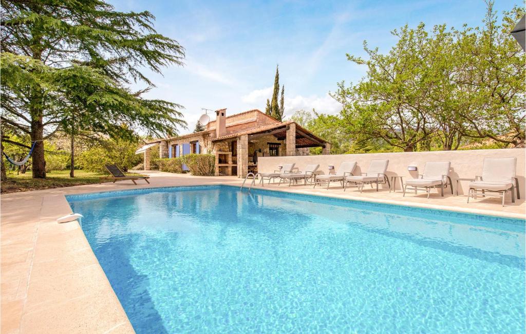 Stunning Home In Fayence With Outdoor Swimming Pool, Wifi And 3 Bedrooms photo 3