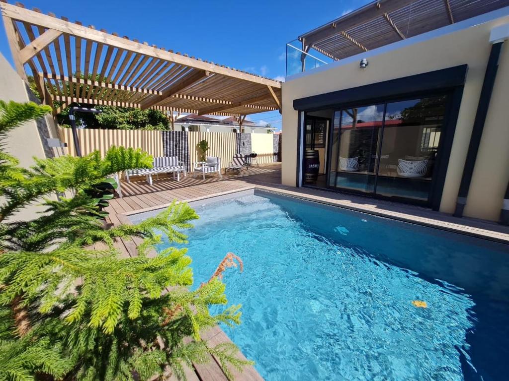 Les Villas Jasmin Standing Piscine Chauffée Jacuzzi 5 Ch 14 Pers photo 3