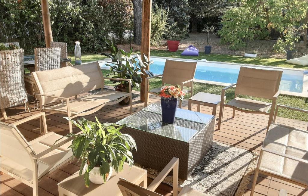 Nice Home In Nans Les Pins With Outdoor Swimming Pool, Wifi And 3 Bedrooms