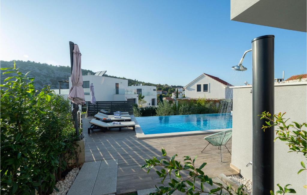 Beautiful Home In Razanj With Sauna, Wifi And Outdoor Swimming Pool photo 2