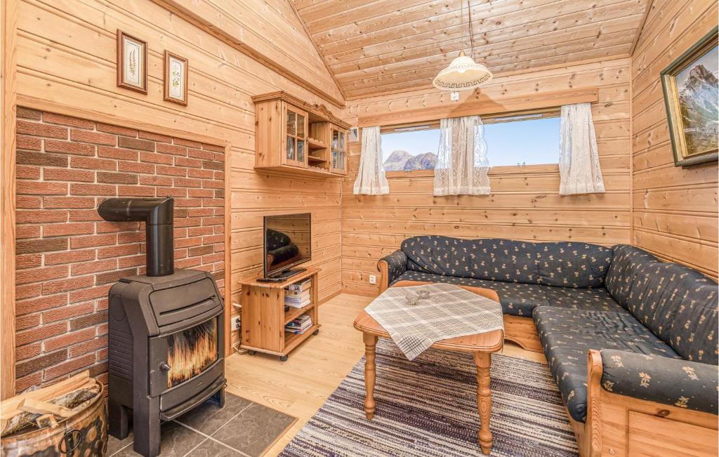 Amazing Home In Fjrland With 3 Bedrooms photo 1