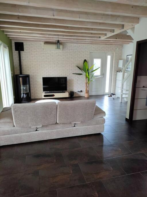 Maison en Savoie proche lac photo 3