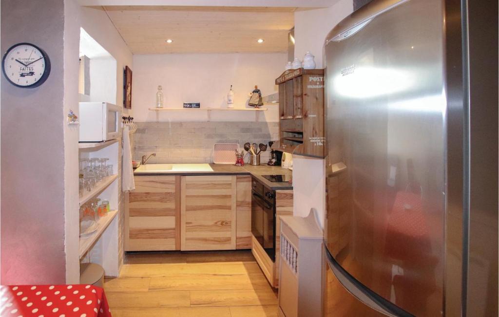 Amazing Apartment In Vals Les Bains With 1 Bedrooms And Wifi photo 2