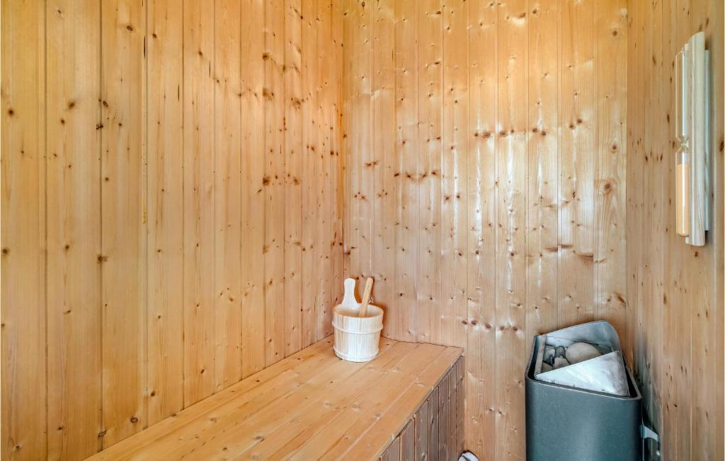 Amazing Home In rsted With 4 Bedrooms, Sauna And Wifi photo 4