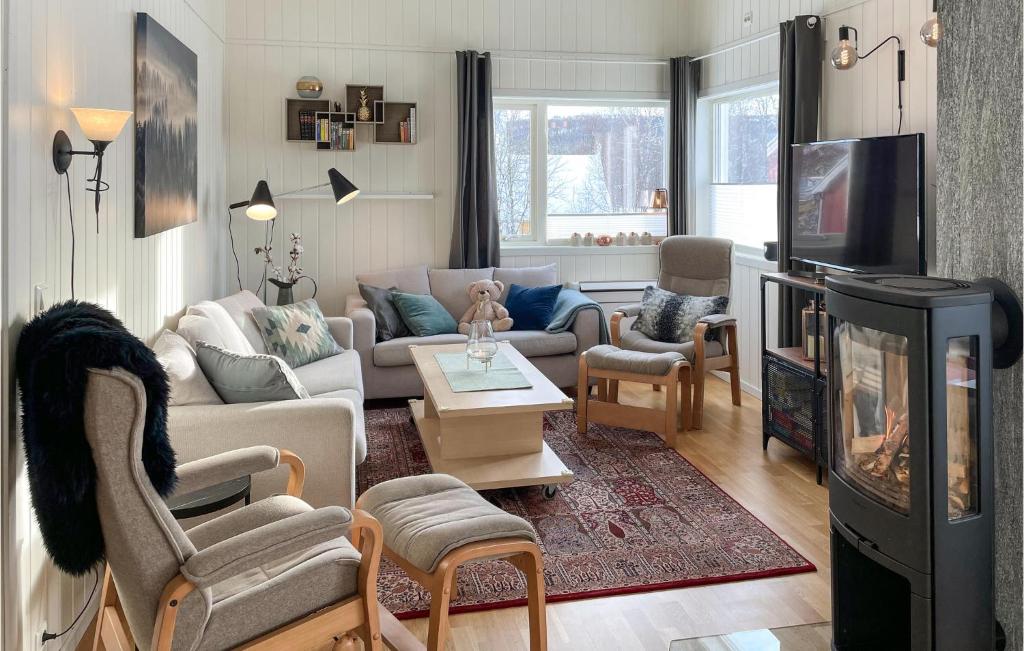 Awesome Apartment In Rros With 3 Bedrooms photo 2