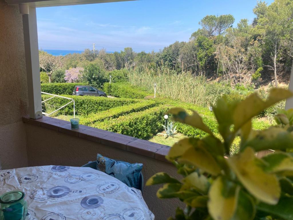 Oasi verde con terrazza sul mare e con piscina photo 2