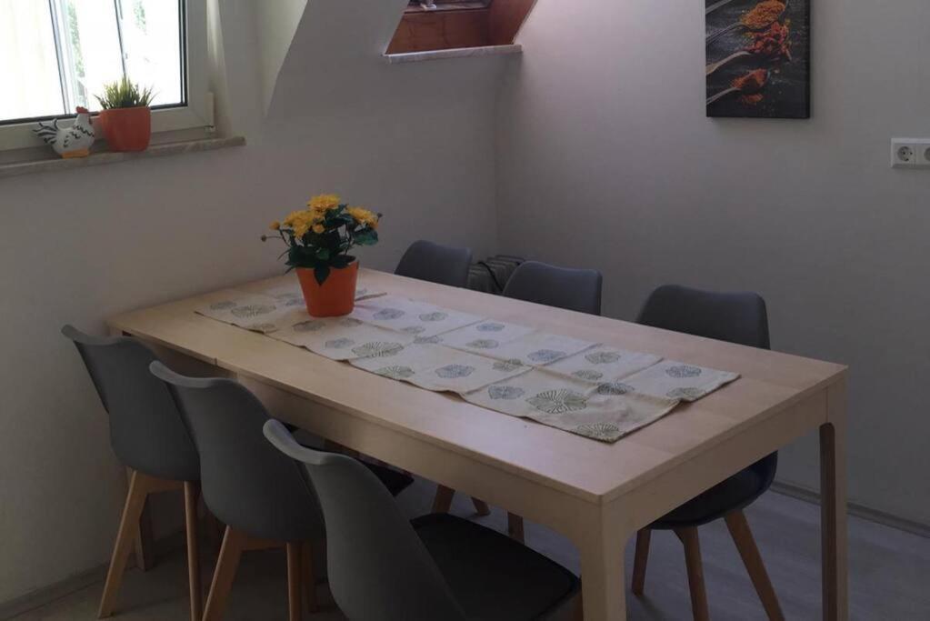 22C große Wohnung 4 Schlafzimmer Wlan/SmartTV photo 3