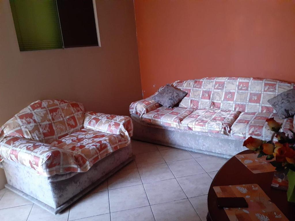 Alojamiento familiar Pimentel: Habitación privada c/baño, centro Ica photo 1