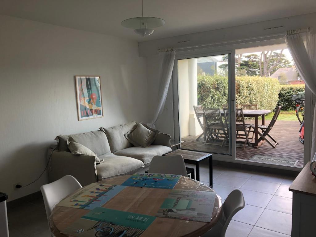 T2 Rez de jardin piscine parking La Baule photo 2