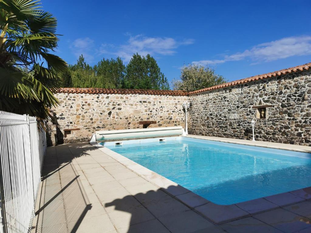 La Rebière, Pierre, Piscine Vacances au top photo 1