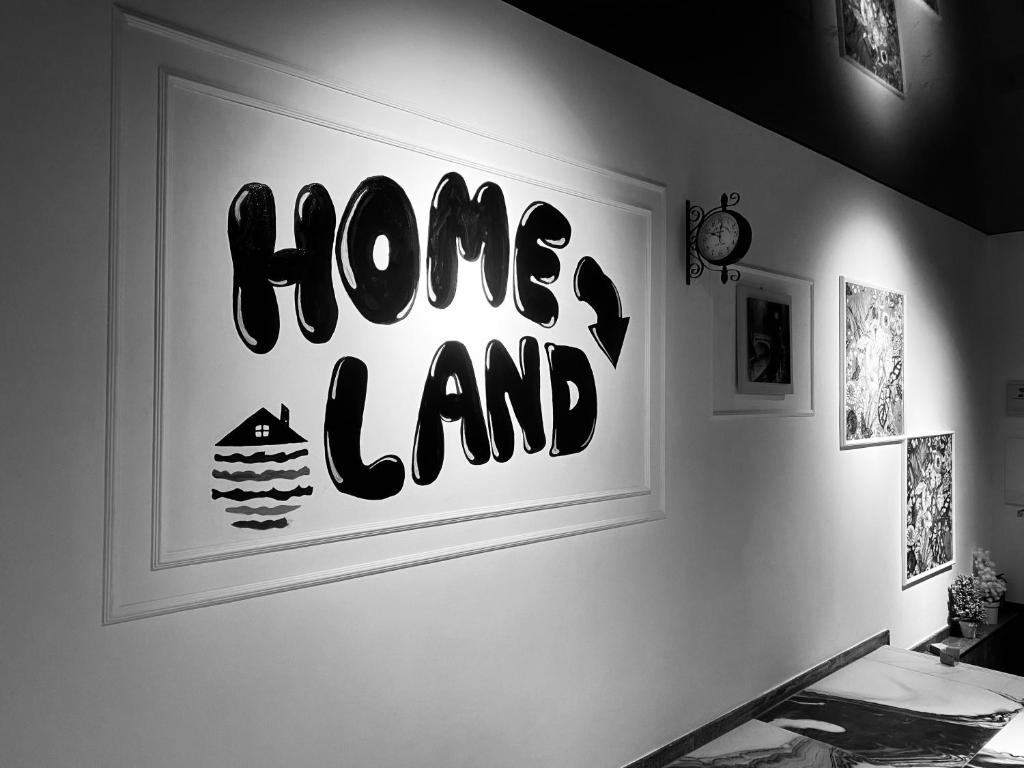 Hotel Homeland