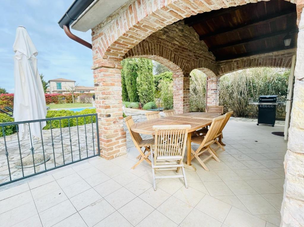 Liebevolle Villa Camelina mit Privatpool photo 1