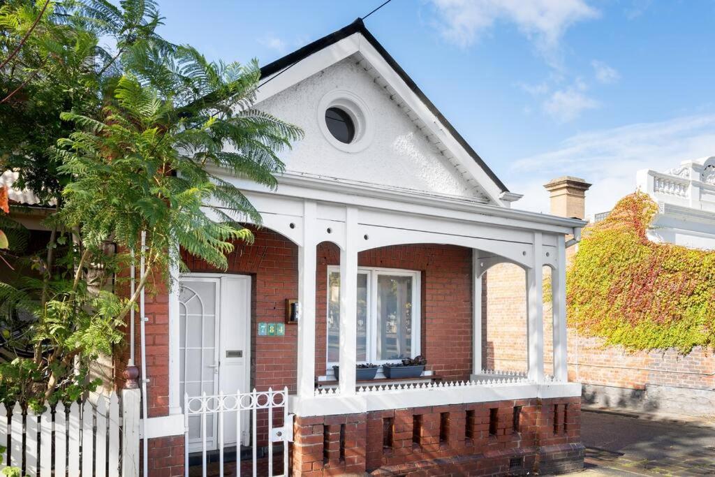 Iconic Lygon street Home photo 2
