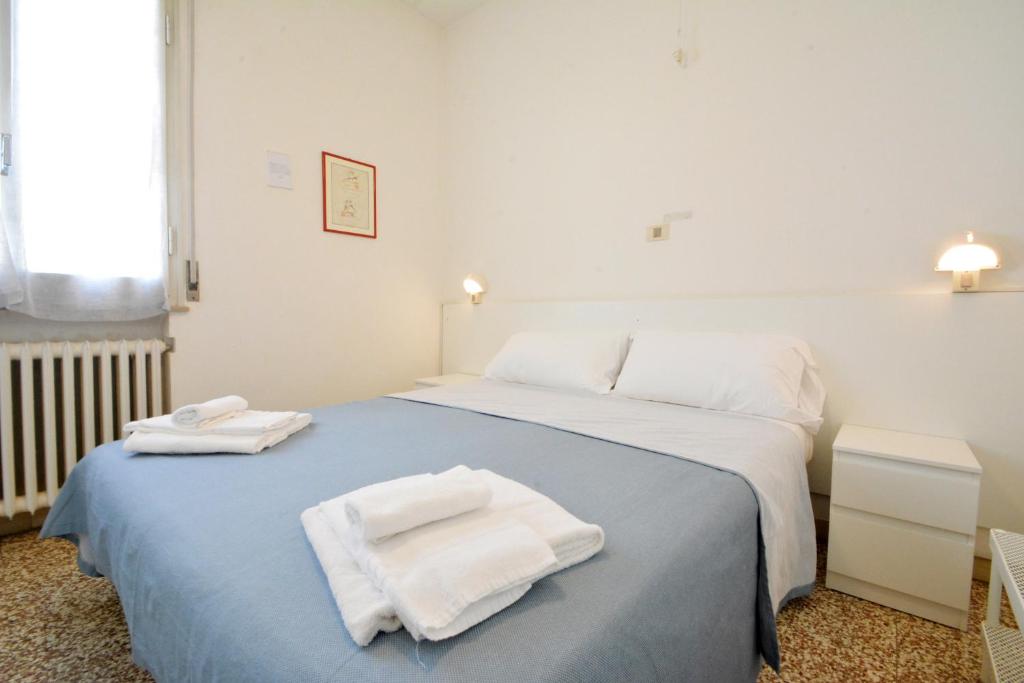 Hotel Maddalena - Tap to explore photos