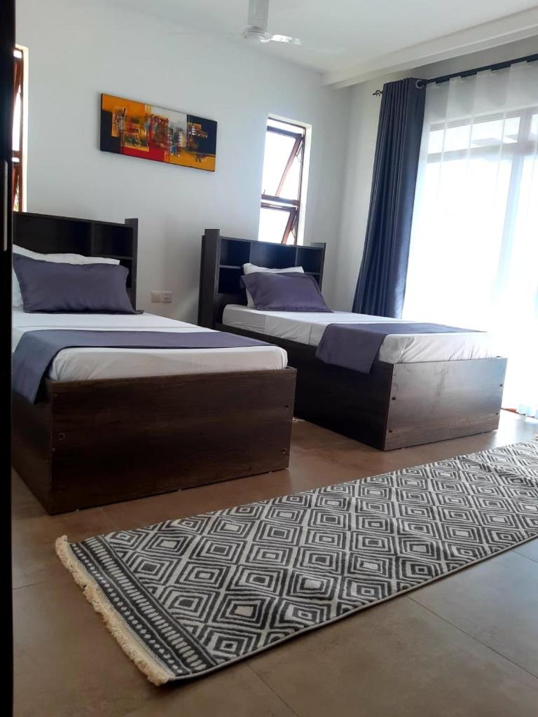 Lux Suites 3 Bedroom Sultan Palace Town House photo 1